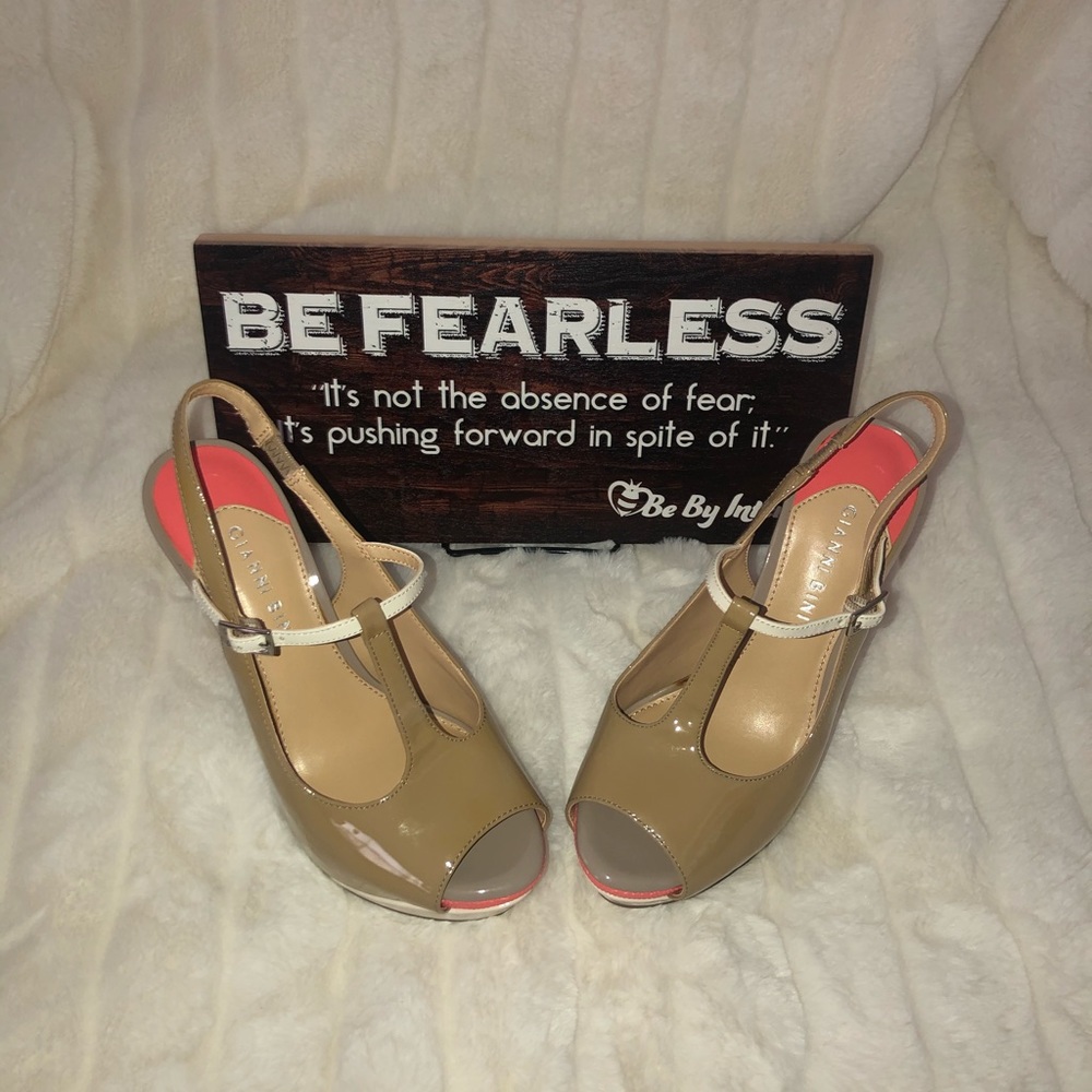 Gianni Bini Colorblock Peep Toe Pump